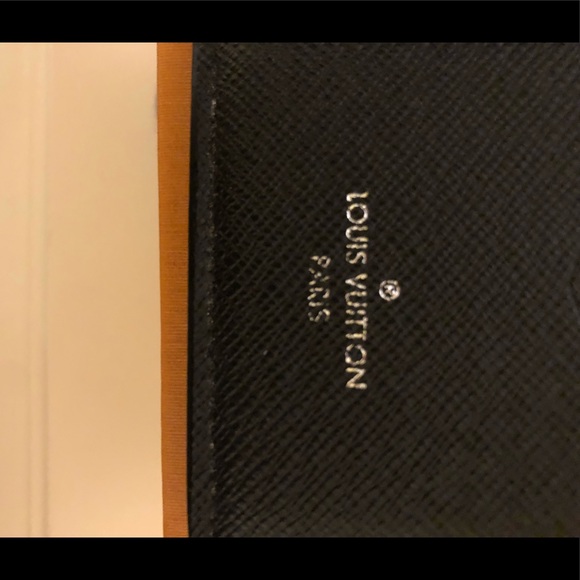 Stunning men’s Louis Vuitton wallet - Picture 4 of 8